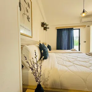 White Hotel Ksamil