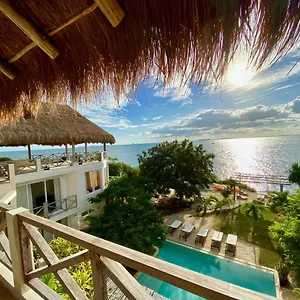 coco-b-isla.quintano-roohotels.com/